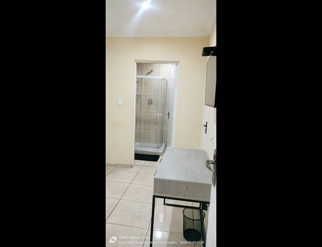 5 BEDROOM HOUSE FOR SALE IN SUNNYRIDGE